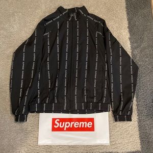 Supreme Reflective Text track